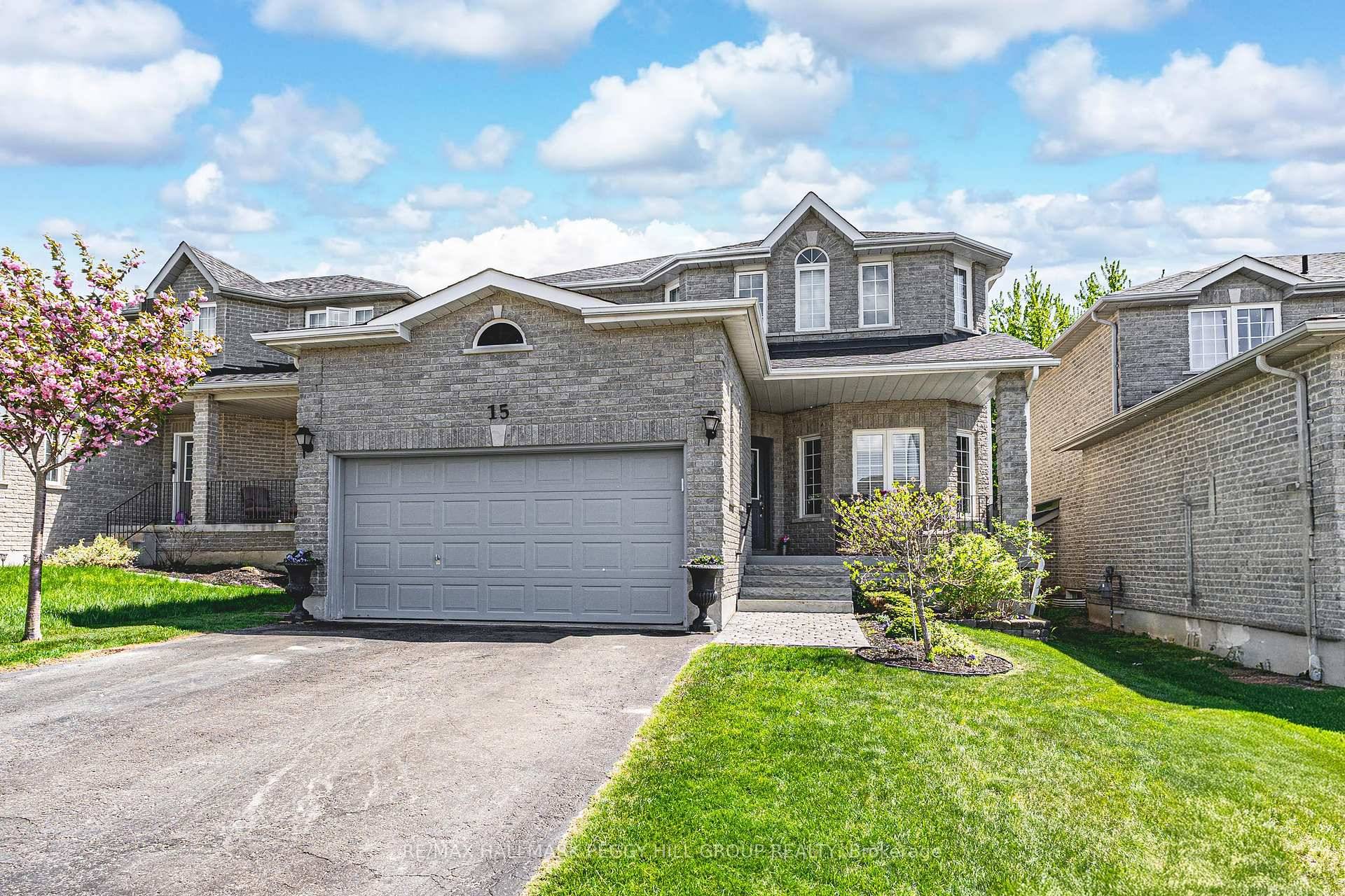 MOTIVATED SELLER ! BEAUTIFUL FAMILY HOME WITH SPACE TO GROW IN THE HEART OF ARDAGH BLUFFS !