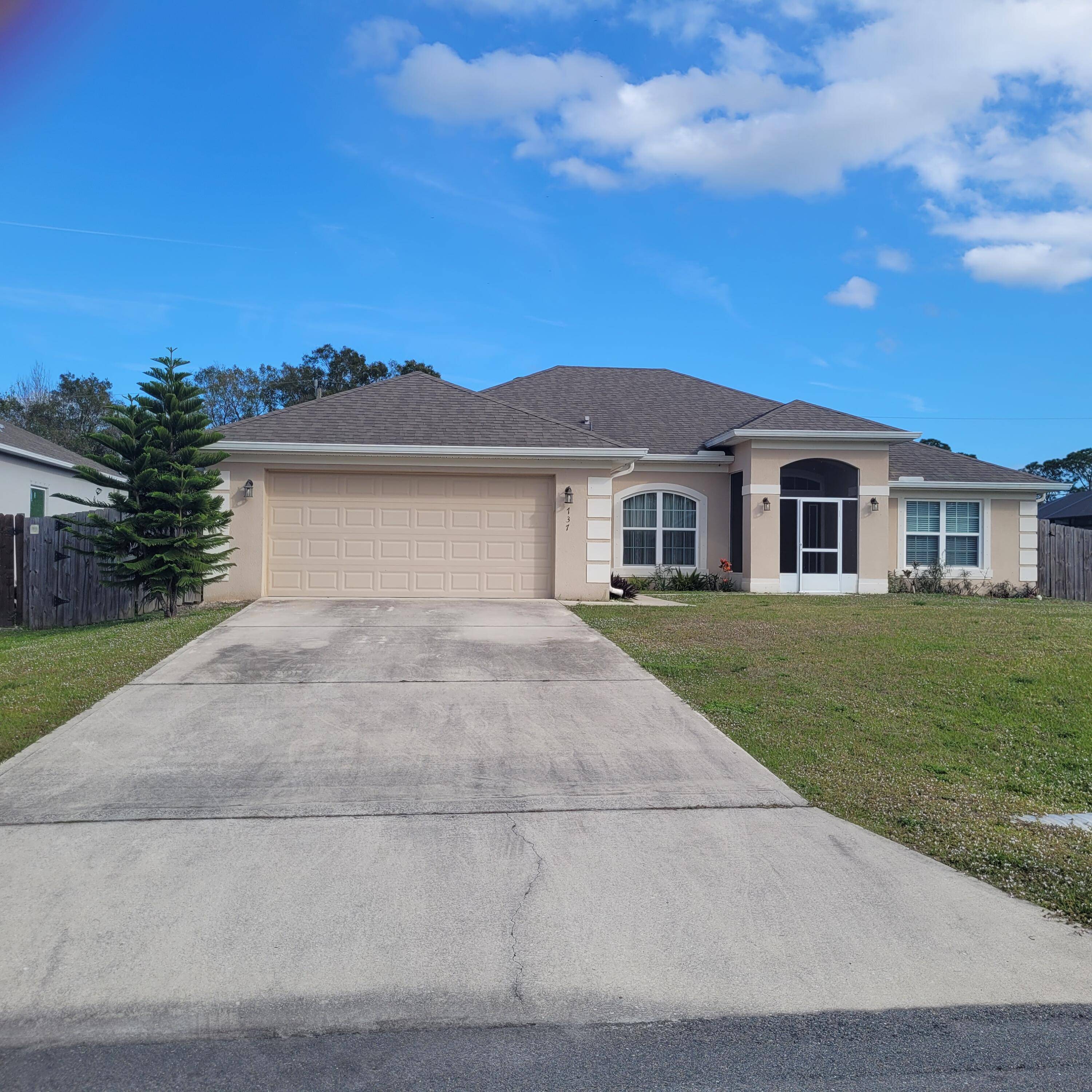 Beautiful spacious and open split floor plan.