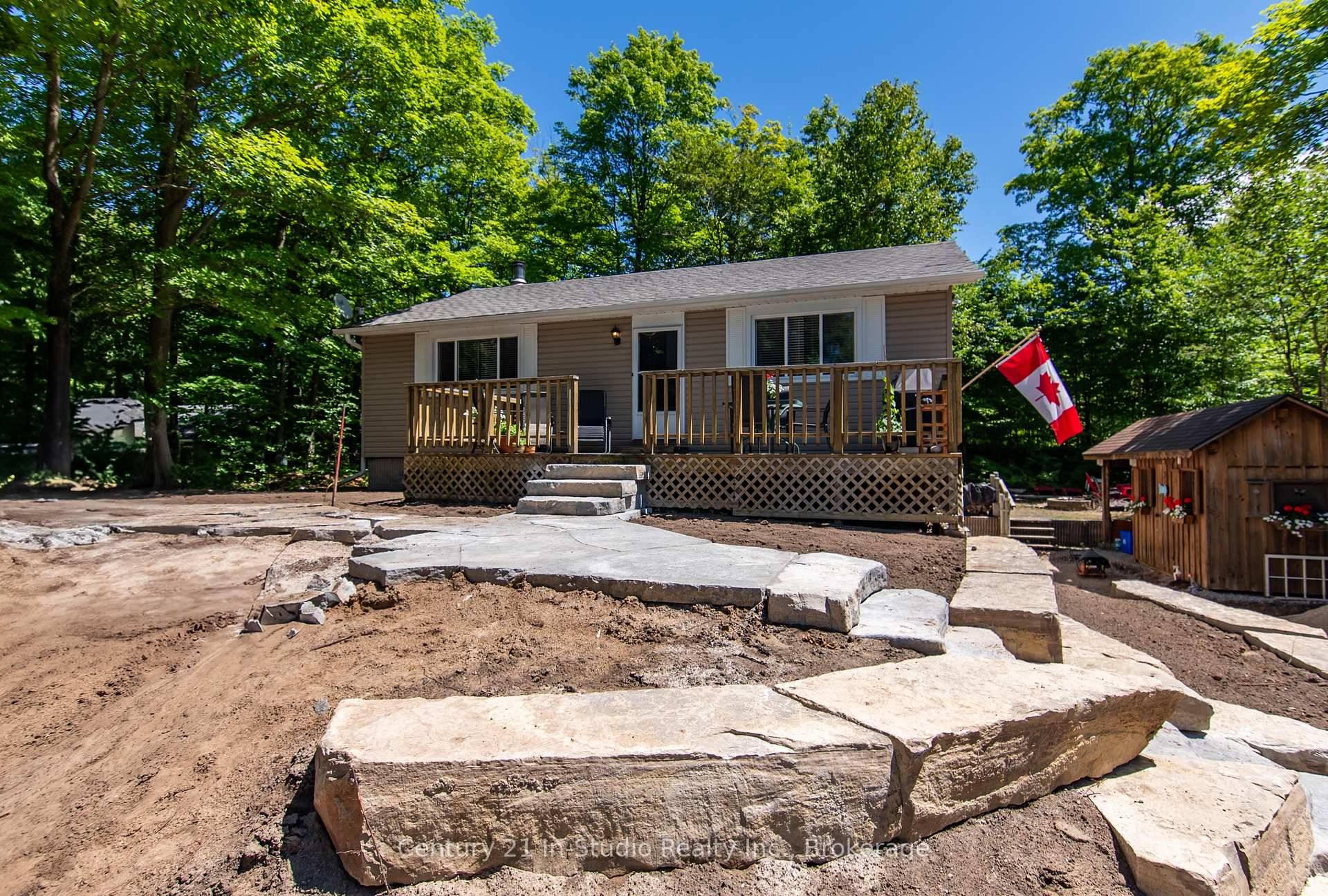 Discover the perfect blend of beachside excitement and quiet comfort in this beautiful 4 bedroom, 2 bathroom home, located just a short walk from the sandy beach.