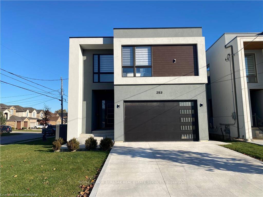Amazing Stoney Creek location in a family friendly neighbourhood close to all amenities including parks, school, shopping and bus routes.