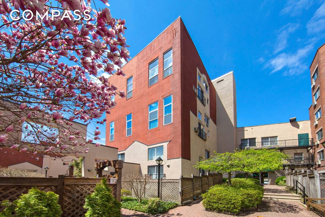 An Outdoor Oasis in Ridgewood Welcome to Unit J1B at The Glenridge Mews Condominium, a rare garden level home offering exceptional indoor outdoor living.