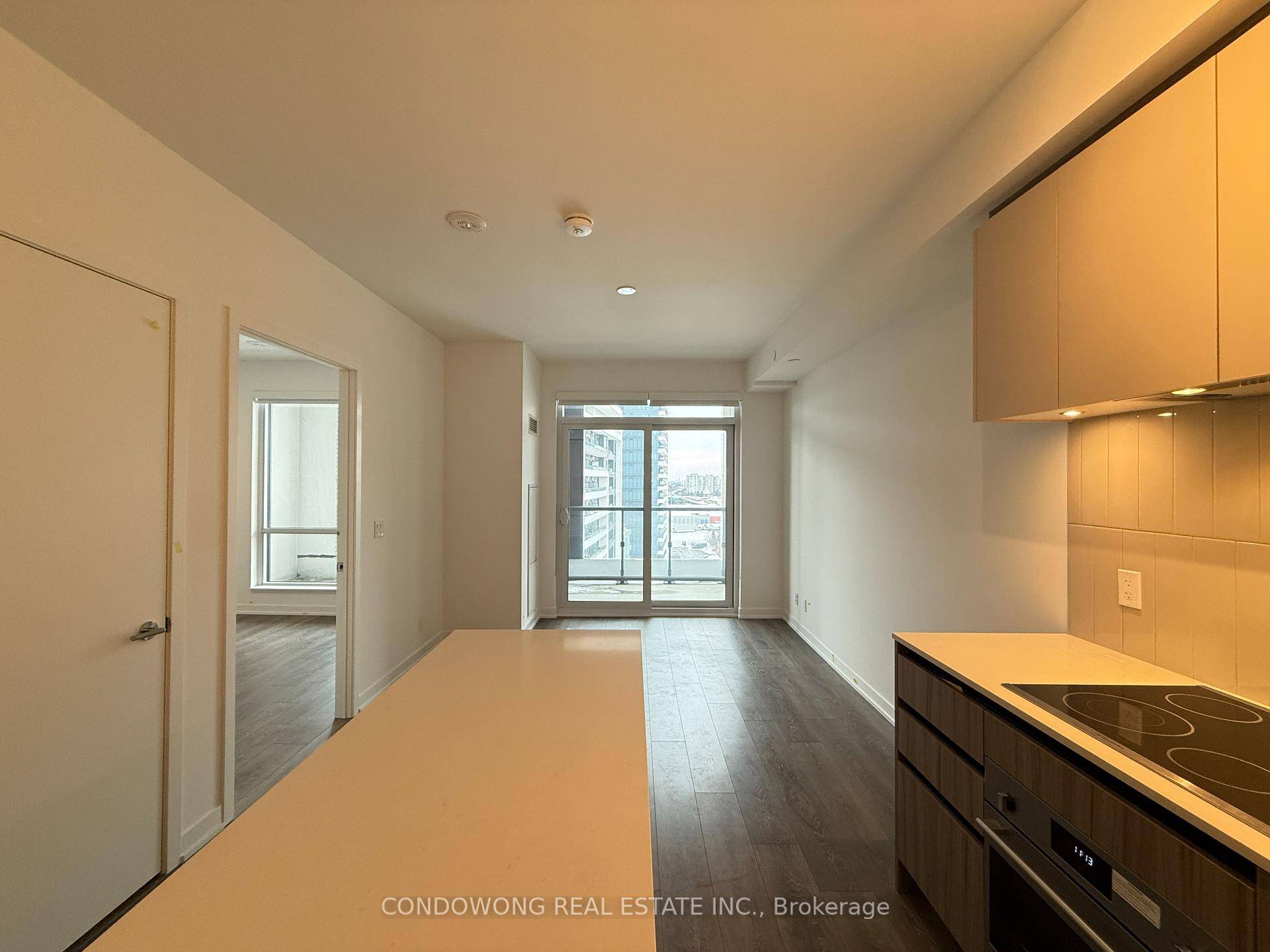 Move into this bright 1 Bedroom at Beverley Condos Built By Daniels Home !