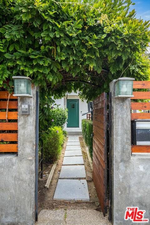 3012   Bagley Ave 4BR La