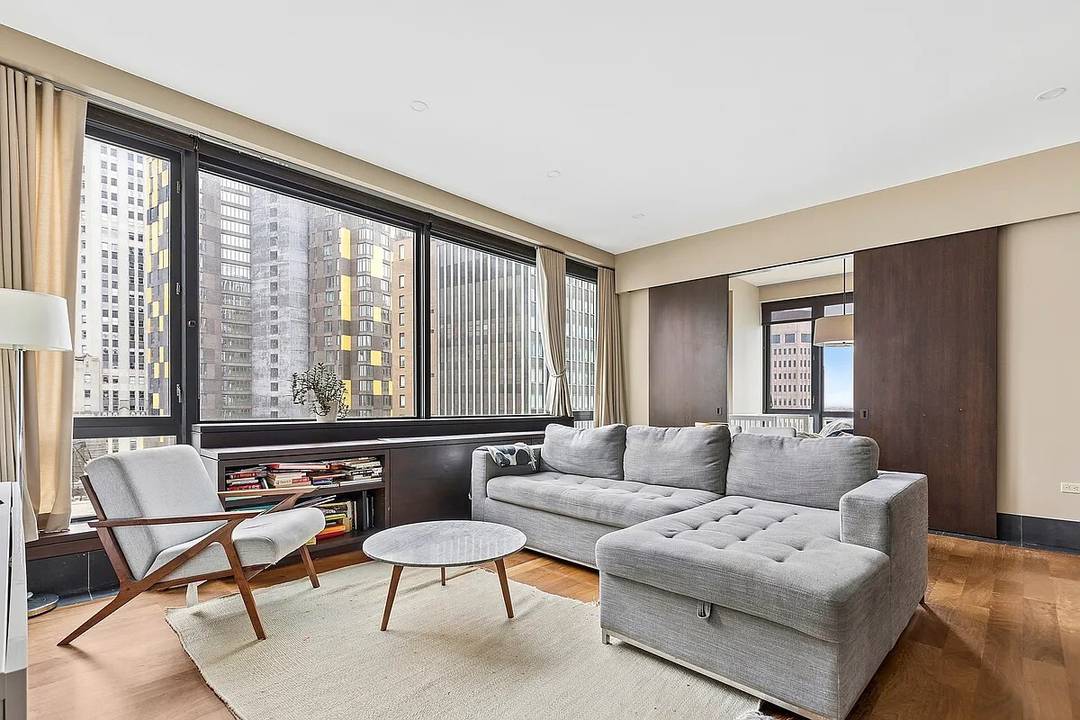 PH3H is the kind of apartment that stops you in your tracks.