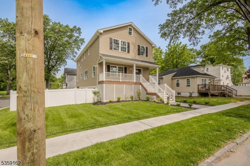Imagine the possibilities in this stunning 4 bedroom colonial, where 2700 sq ft of sophisticated design meets comfortable living.