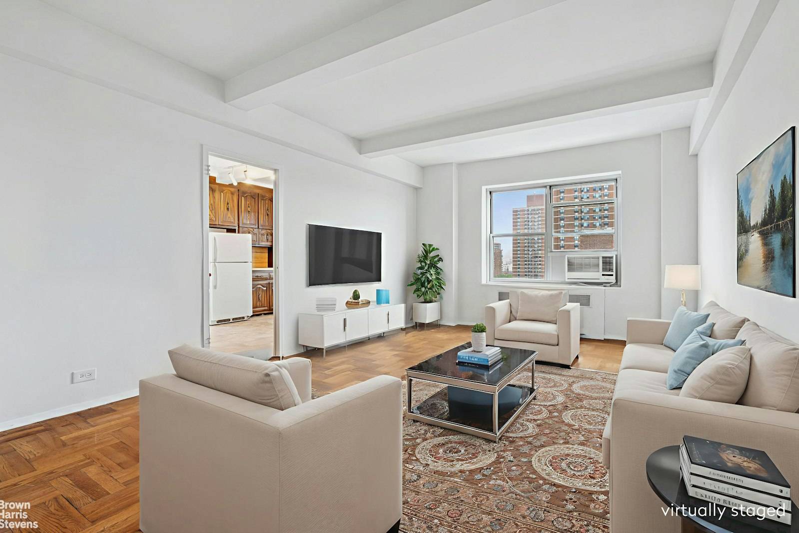 Airy top floor 1 bedroom with western amp ; southern exposures !