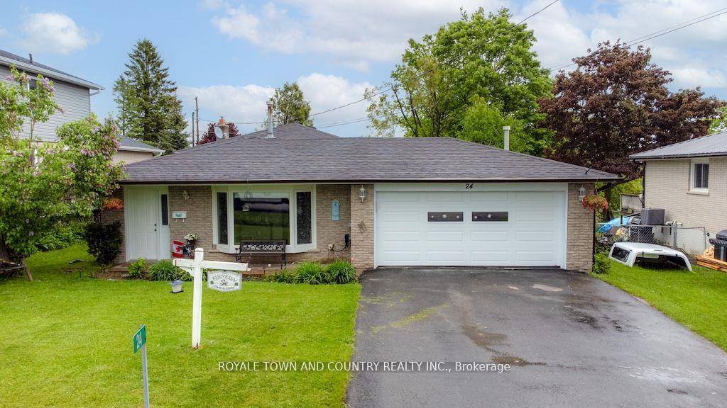 Country Living with room to breathe your family oasis awaits !