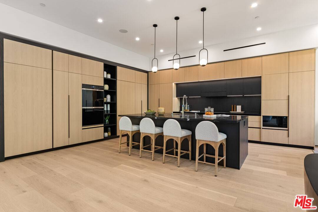 11929 Brentwood Grove Dr 6BR Brentwood La