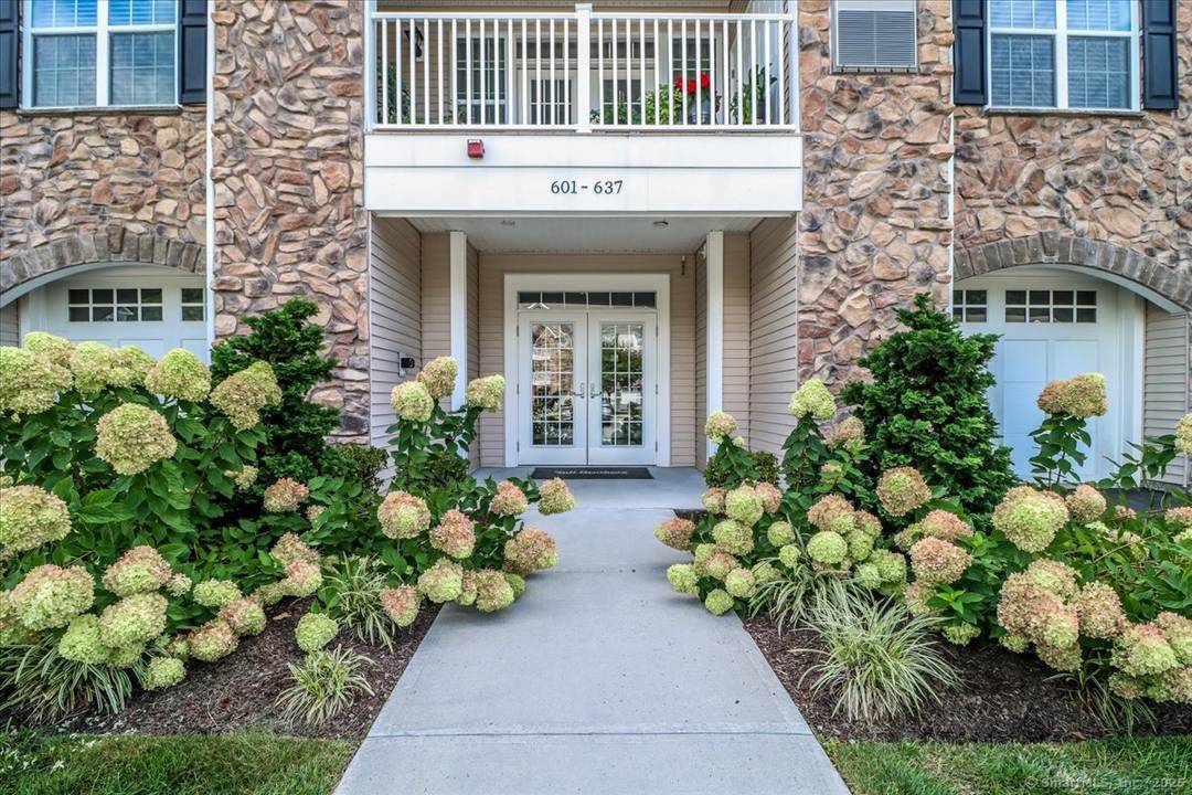 Discover the charm of this two bedroom condo in Newtown Woods, a vibrant 55 community offering a plethora of amenities.