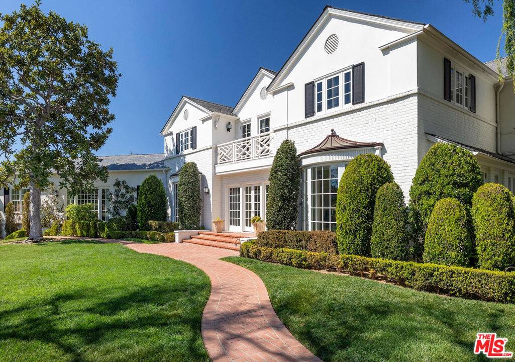 111  N Mapleton Dr 7BR Bel Air La