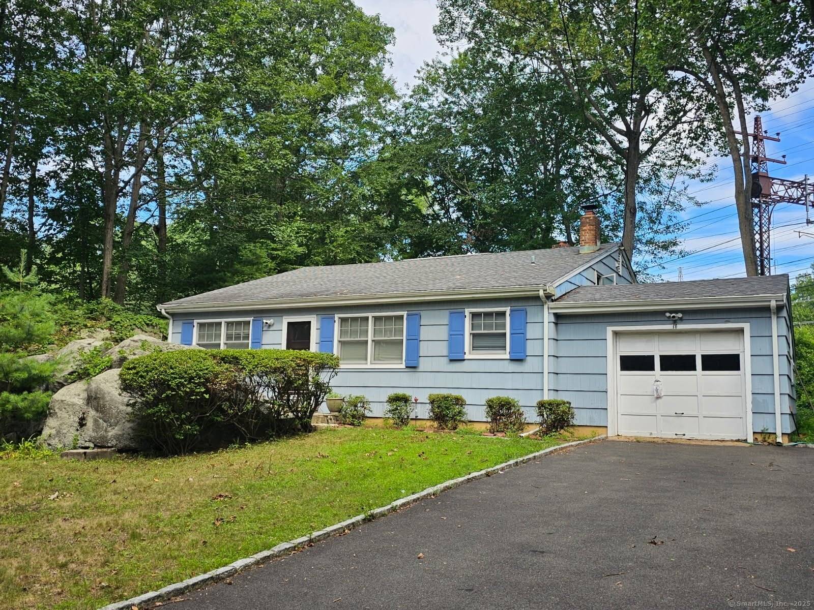 Located on a peaceful cul de sac in the heart of Darien, this 3 bedroom, 1 bath home features a recently renovated kitchen, brand new recessed lighting, and a spacious ...