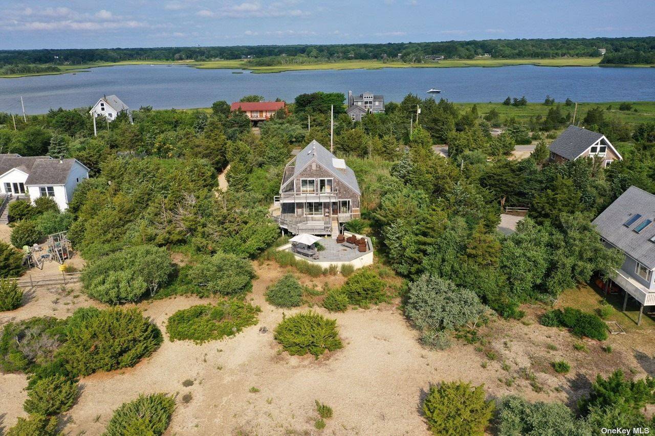 This is a true beach house !