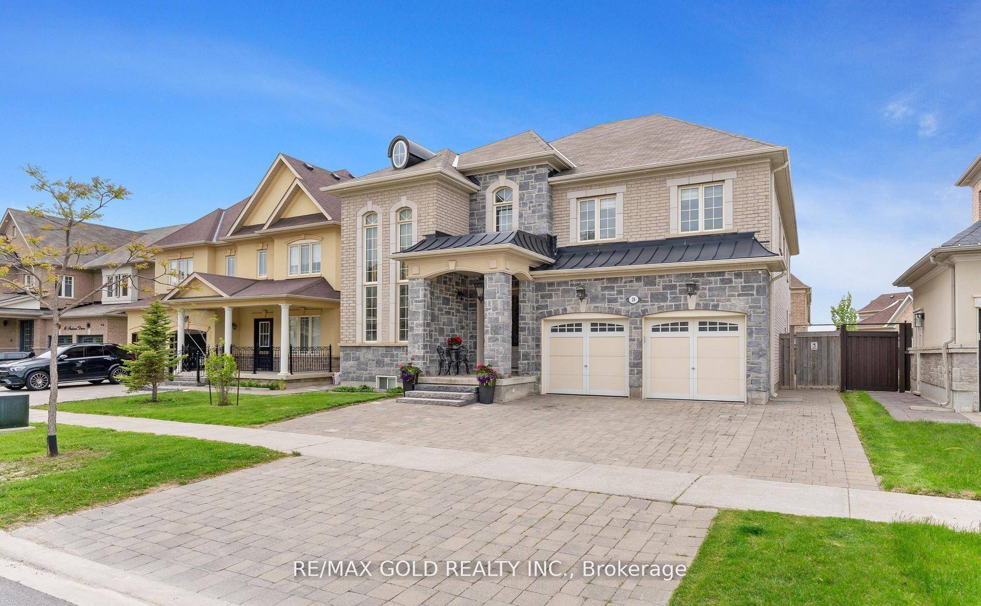 Bright and spacious 2 Bedroom basement offers a spacious and comfortable living Space in one of Kleinberg's.