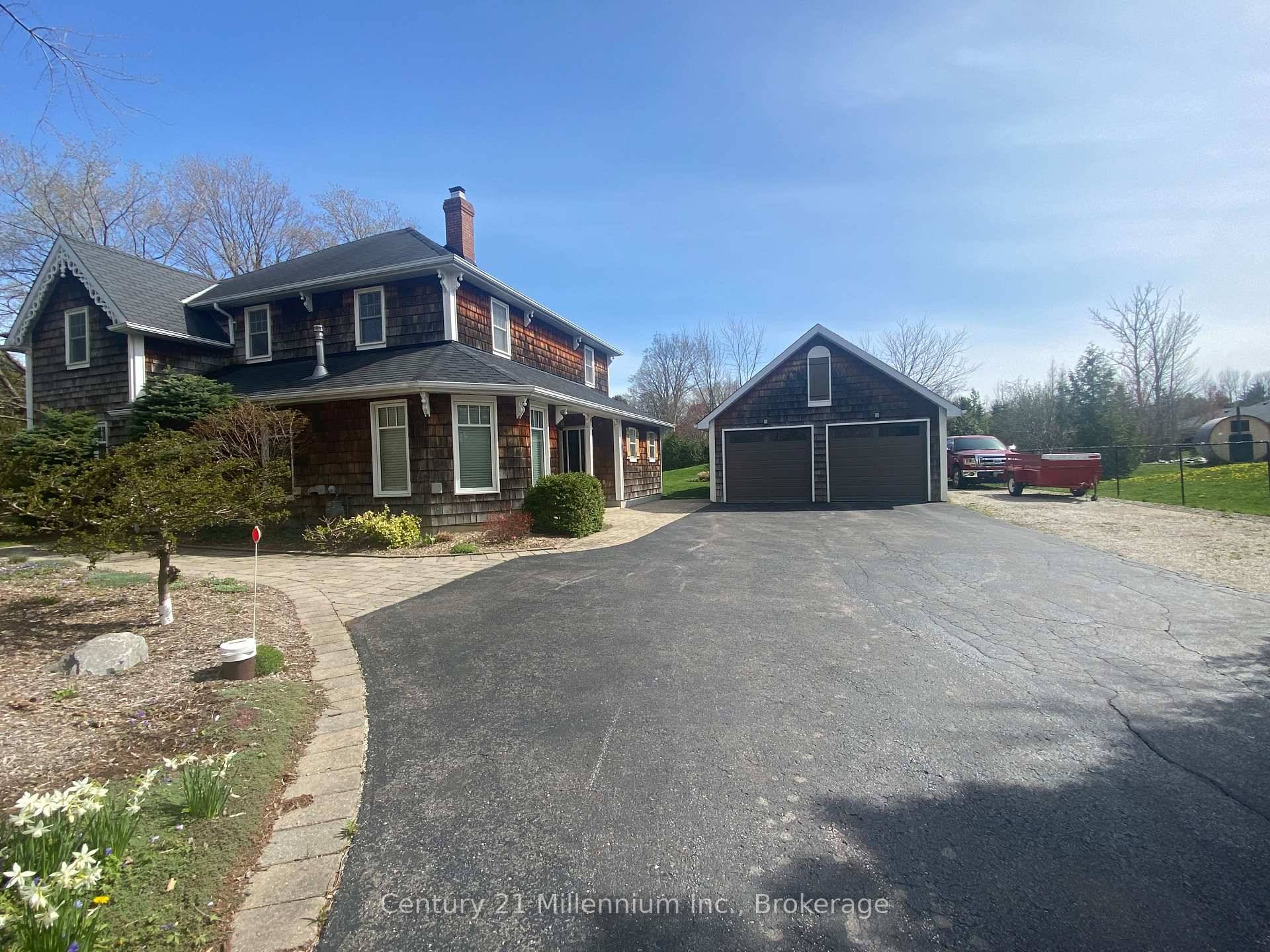 Inspiring and meticulous custom built home by 'Rainmaker' on a beautiful landscaped 1 3 acre lot.