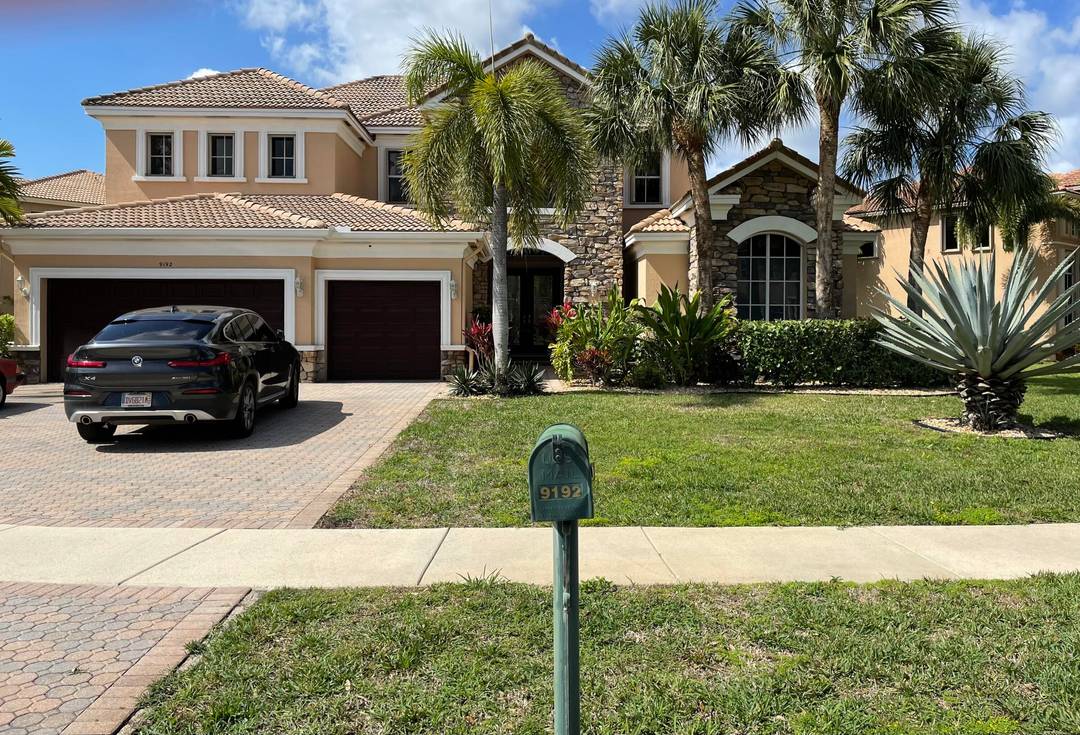 This splendid executive style home is located in the Country Cove Estates community.