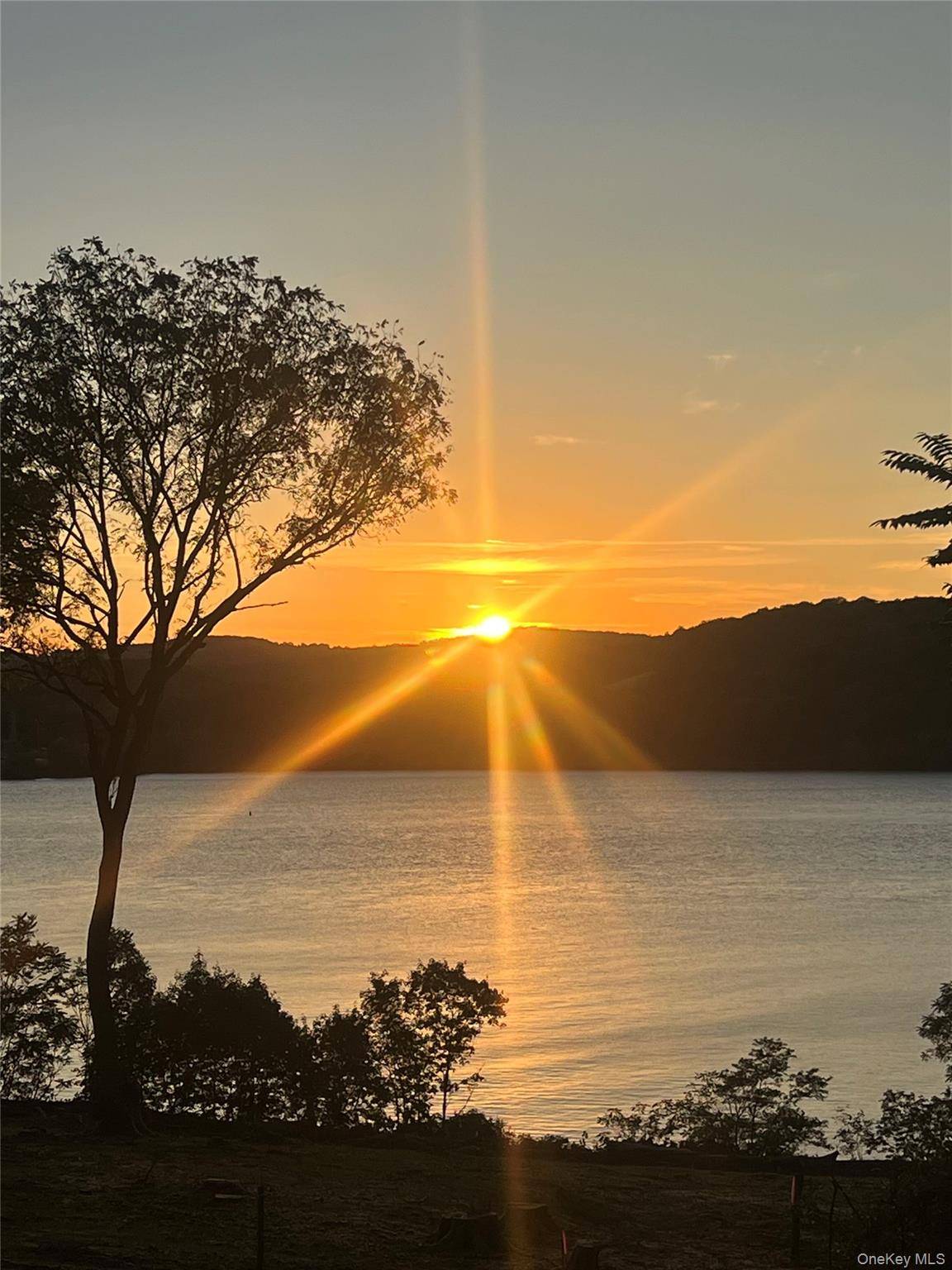 Spectacular 10 acres of breathtaking Hudson River views and frontage with more than 500 feet of direct riverfront and panoramic sunset views.