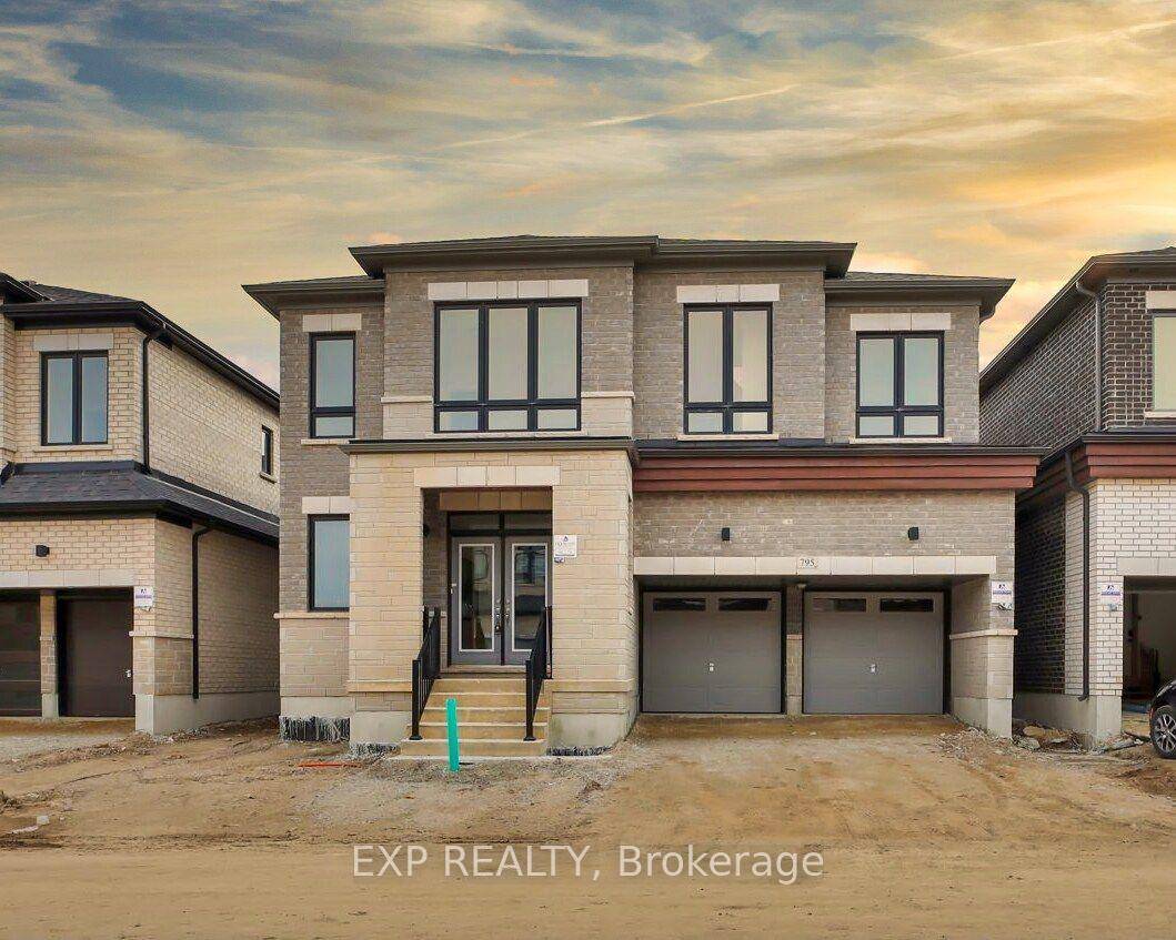 A Rare Opportunity Luxury Living on a Premium Ravine Lot One of the Highest Square Footage In the Area Introducing this brand new, executive residence built by Fieldgate Homes, nestled ...
