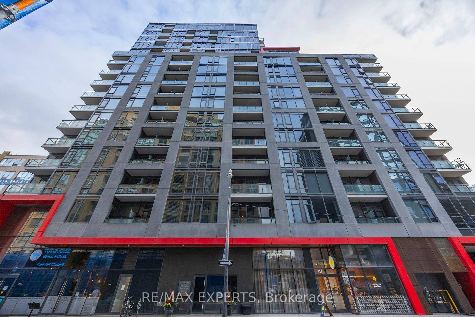 Fabrik Residences Boutique Building In Heart Of Fashion District And Walking Distance To Financial District, Entertainment District, Ttc, Uot amp ; TMU.
