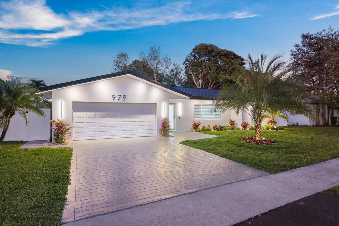 Gorgeous East Boca Raton residence set on a private 0.