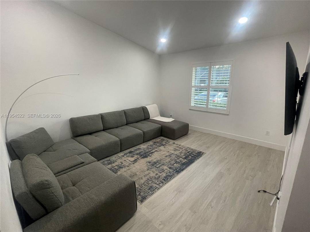 This property is in a good area in boca raton Virtual Tour https www.