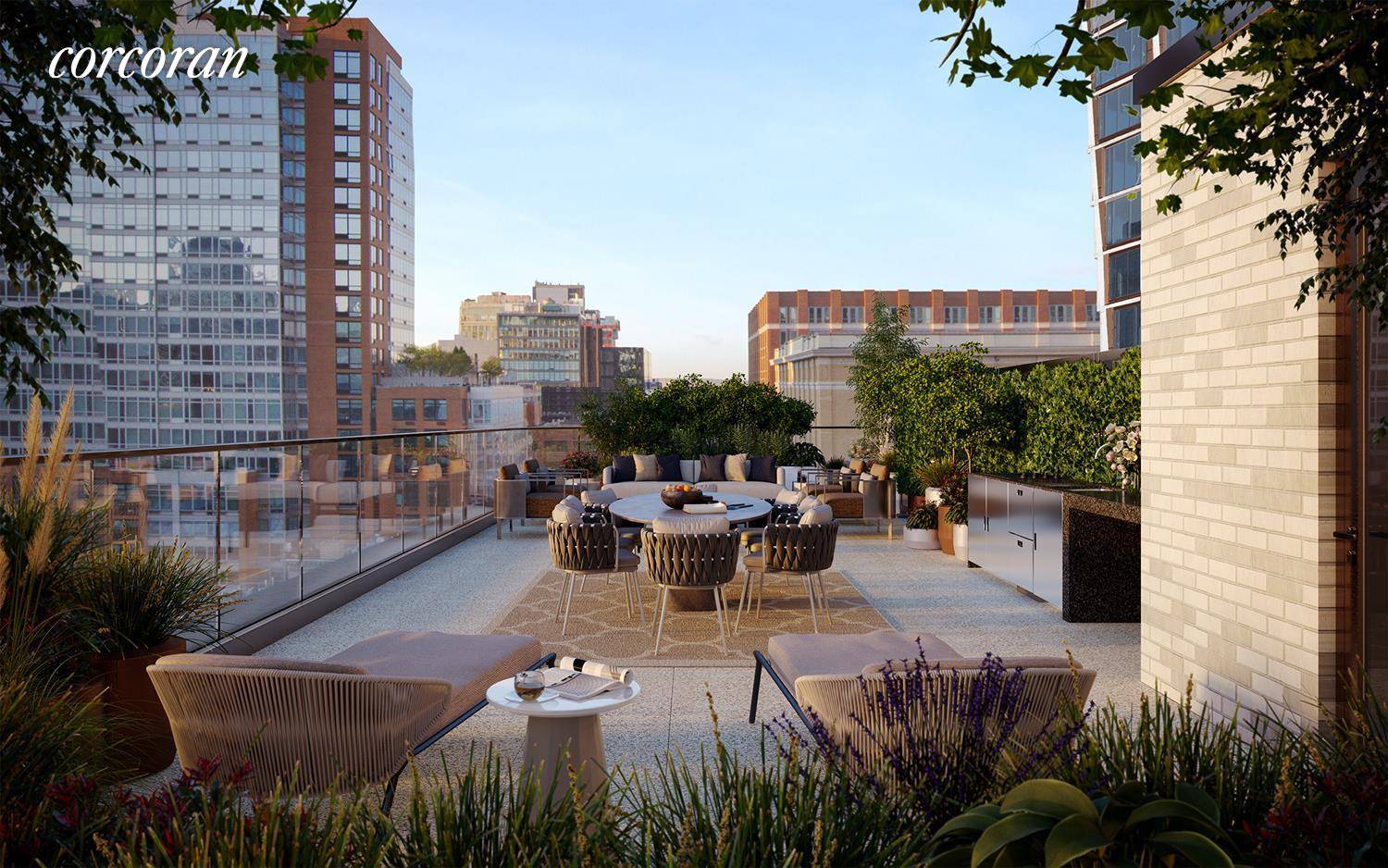 Big, beautiful 3 bedroom penthouse at Lantern House by RELATED, with panoramic city skyline views from its six huge bay windows and amazing 40 foot by 19.