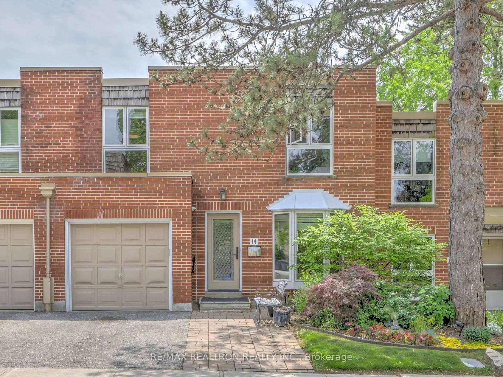 Gorgeous Extensively Renovated 4 Bedroom townhome in Prestigious Bayview Mills.