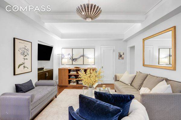 Welcome to 8F an elegant, well proportioned one bedroom residence superbly located at 440 West End Avenue, a beloved and well established UWS cooperative designed by renowned architects Schwartz amp ...