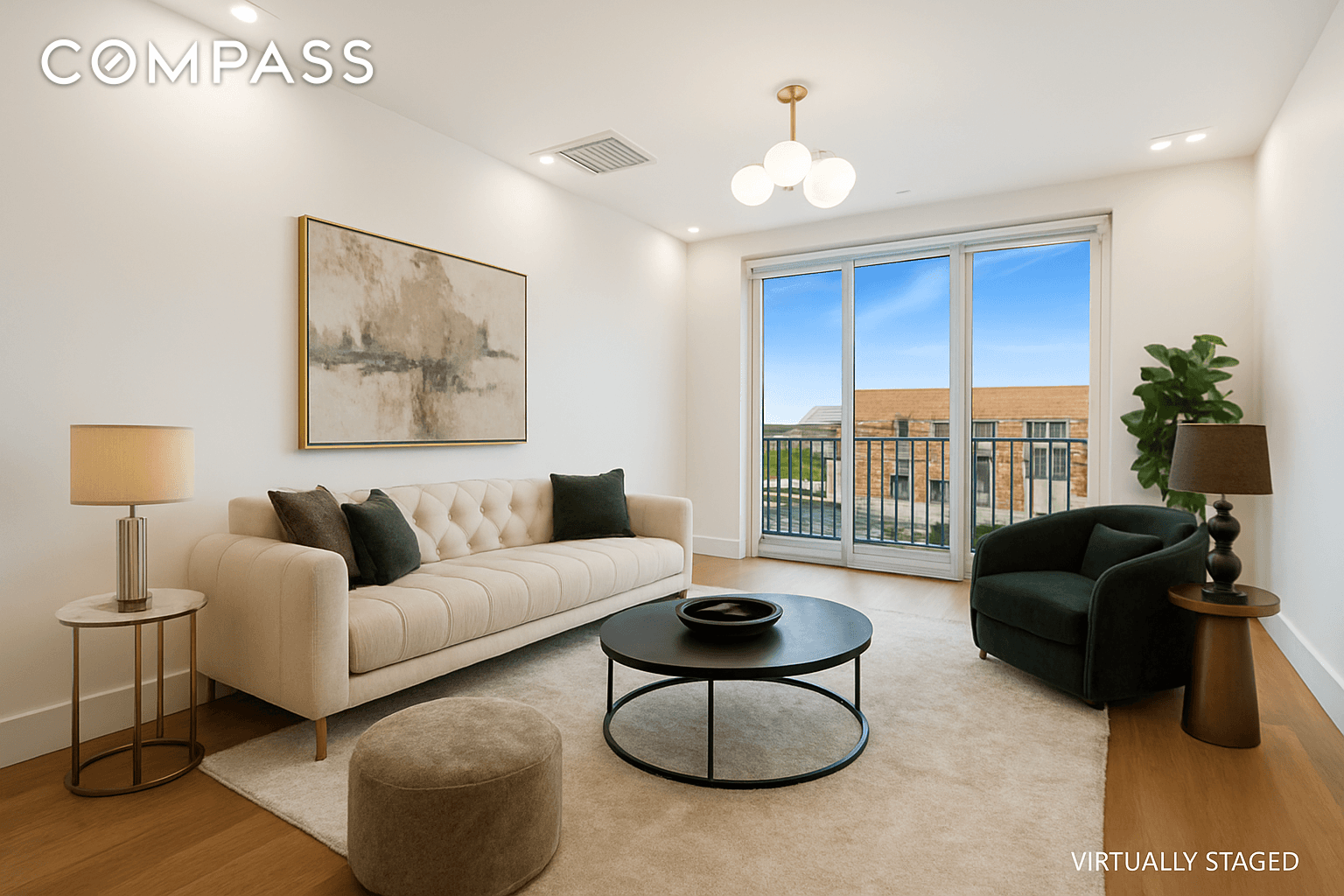 Splendid Modern Living on the Boarder of Greenpoint amp ; Williamsburg.