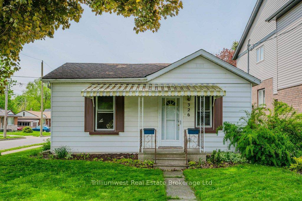 Whole house for short term lease in Exhibition Park Area.