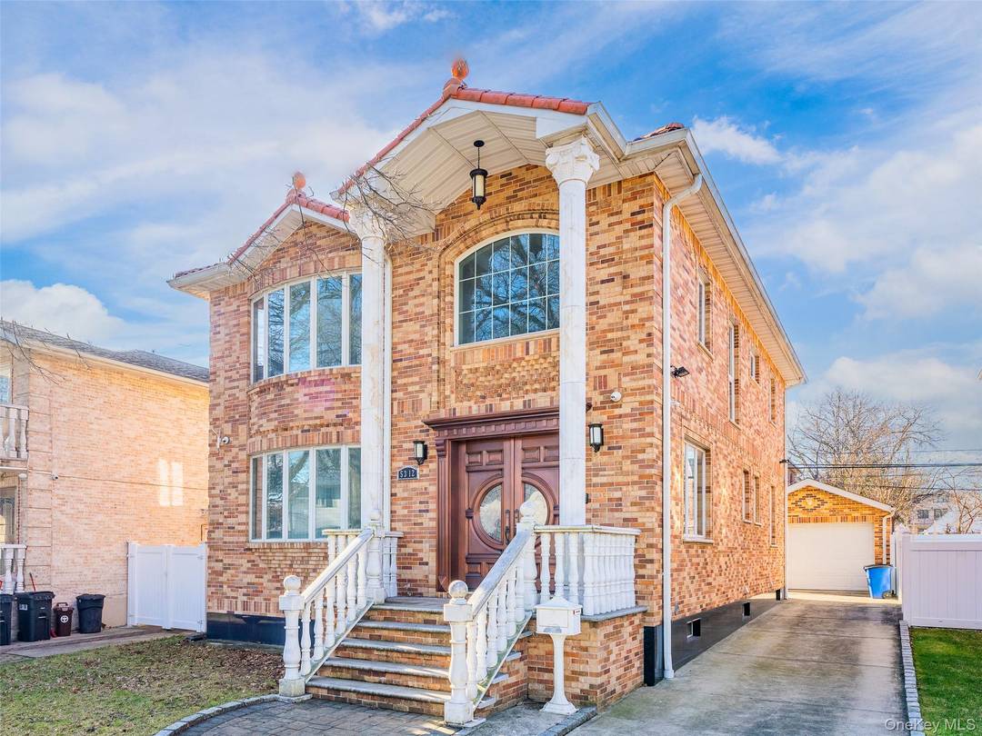 Welcome to this exceptional single family residence in the heart of Fresh Meadows, within School District 26, offering the perfect blend of space, quality, and modern comfort.