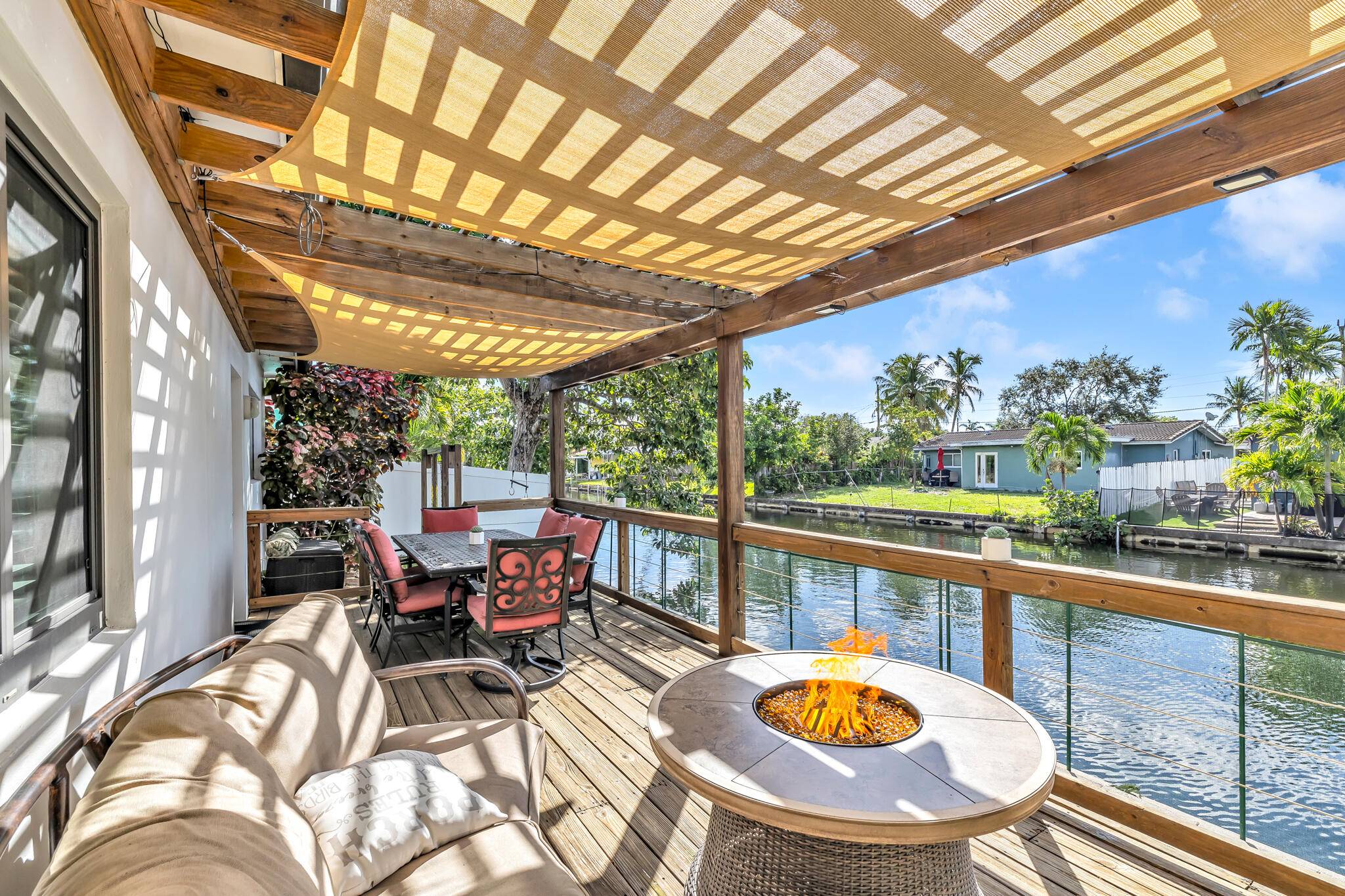 Minutes from Wilton Manors, the beaches, and downtown Oakland Park, this property offers the ideal balance of convenience and lifestyle.