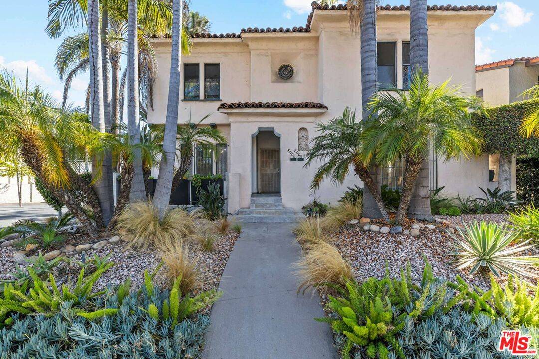 8000 W 4TH ST 3BR Beverly Grove La