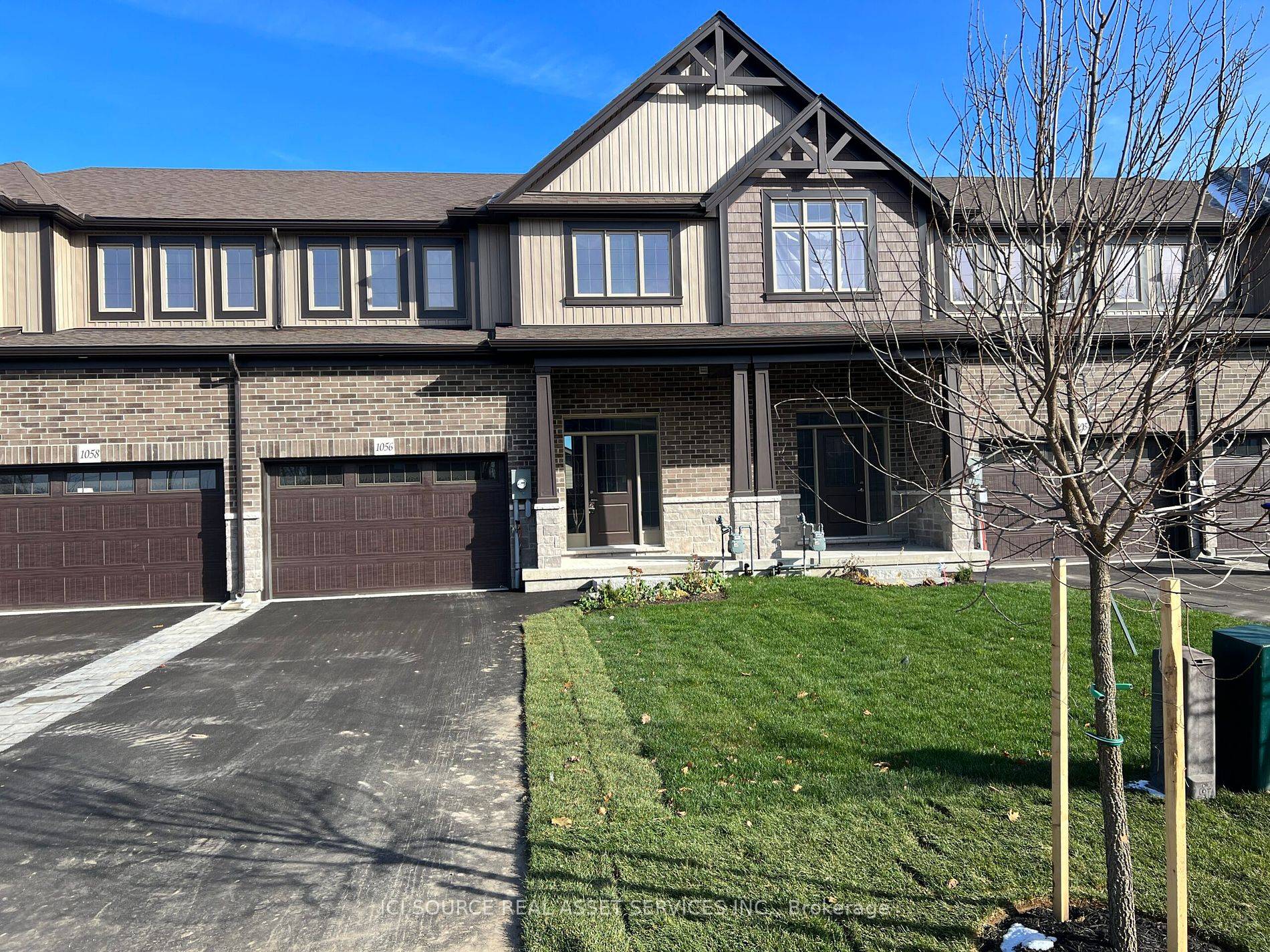 Welcome to 1056 Wright Drive, a stunning townhome in Midland, Ontario, offering 1607 square feet of modern living.