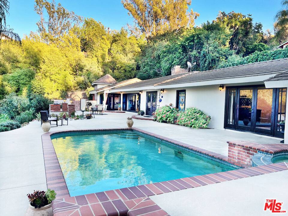 12751 Mulholland Dr 4BR Beverly Hills Post Office | B.H.P.O. La