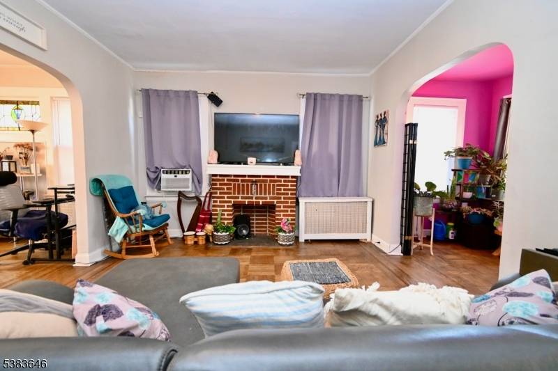 Welcome to 66 Rutgers Street !