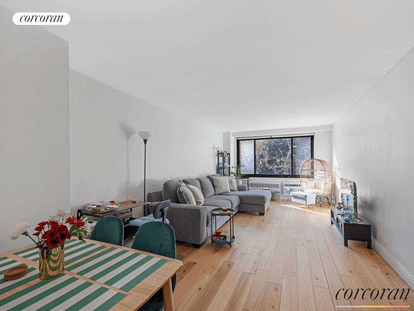 Beautifully renovated 1Br Clinton Hill apartment hovering just above the tree line.