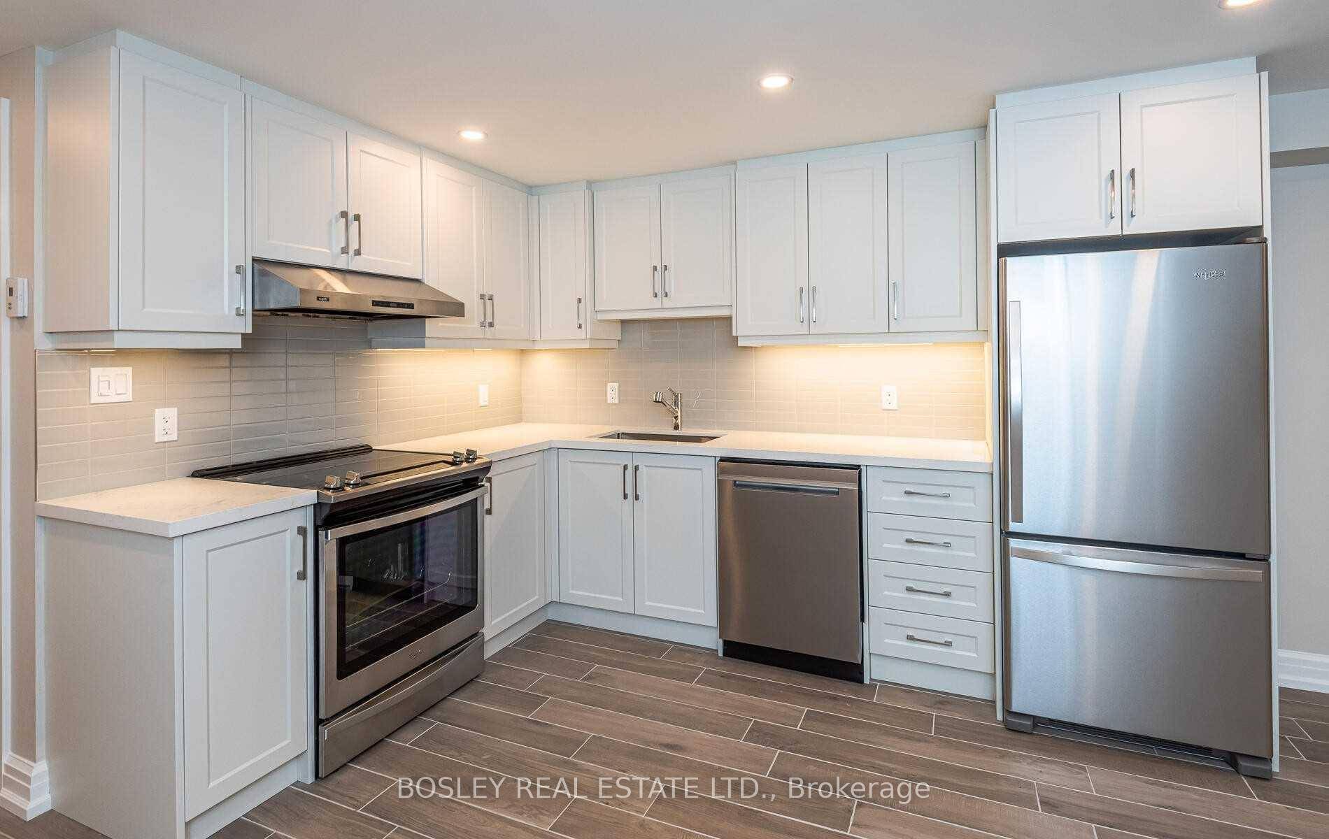 Absolutely Stunning 1 Bedroom Suite !