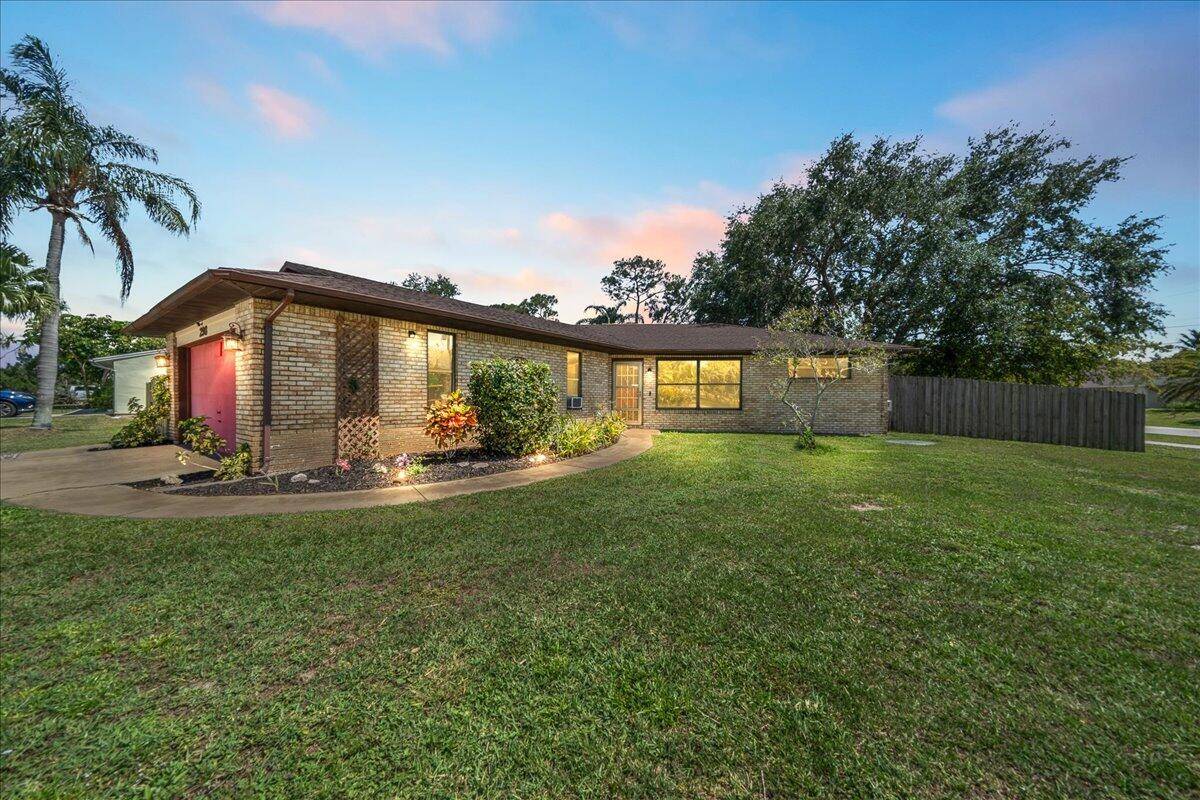 Spacious 0. 35 Acre Corner Lot, perfect for outdoor activities !