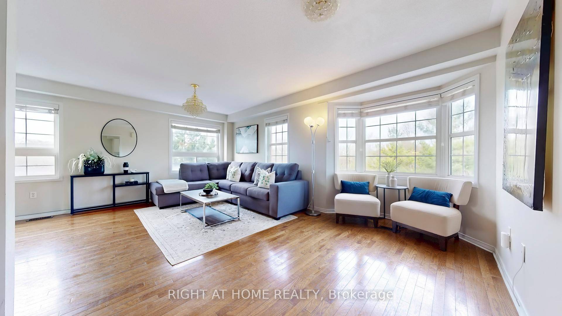 A Beautiful, Sun Filled 3 1 Bdrm, 3 Bath Townhome Overlooking a Lush Green Garden.