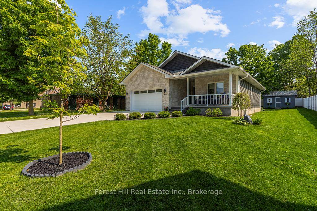 Craving a slower pace, a stronger sense of community, and a home where quality and comfort go hand in hand ?