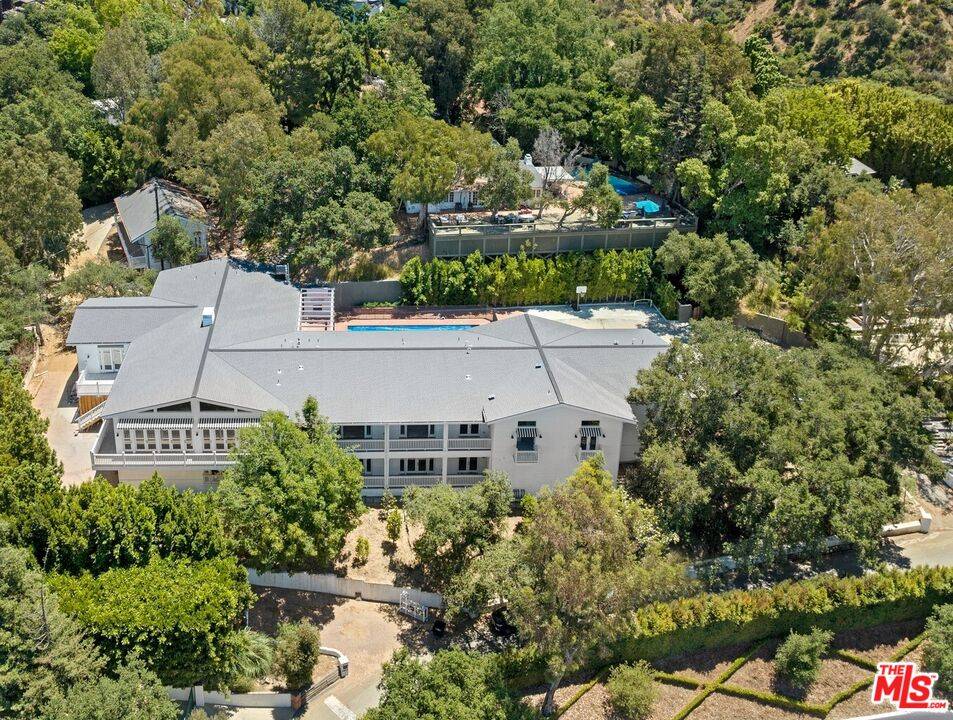 9669 Oak Pass Rd 7.0 Beverly Hills Post Office | B.H.P.O. LA