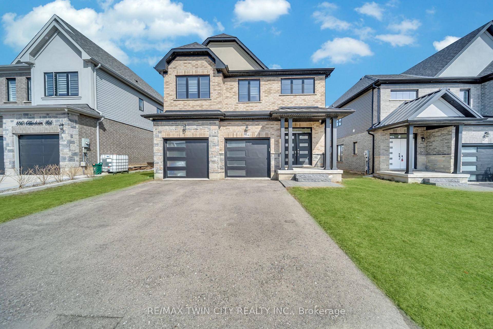 Welcome to 184 Otterbein Road, Kitchener A Truly Luxurious Custom Made Home.