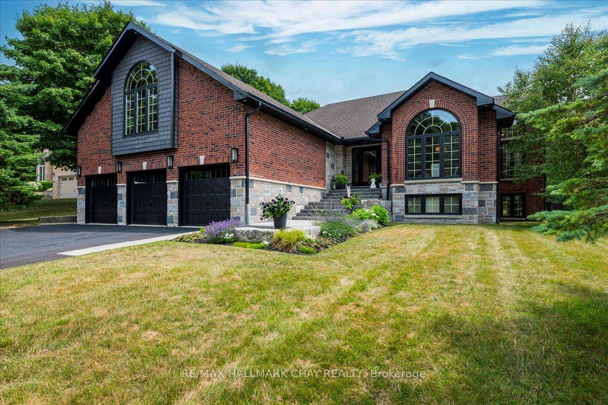 Next Level Living in Prestigious Midhurst !