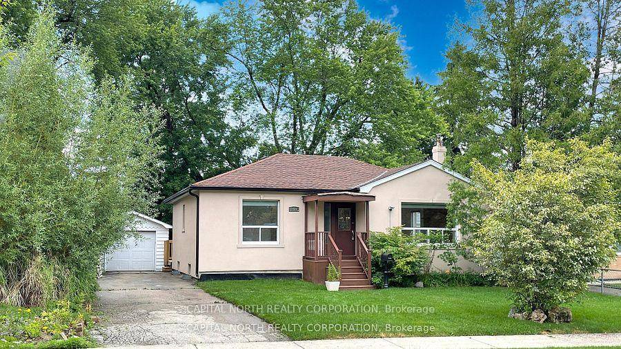 Charming updated home in the heart of Willowdale West, surrounded by luxurious residences with spacious and beautiful backyard.
