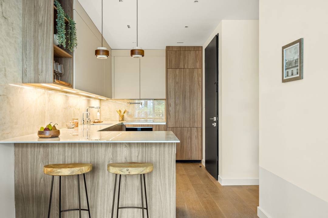 Welcome to Unit 2R at 21 Lefferts Place a thoughtfully designed one bedroom, one bath residence spanning 512 square feet on a quiet, landmarked block in the heart of Clinton ...