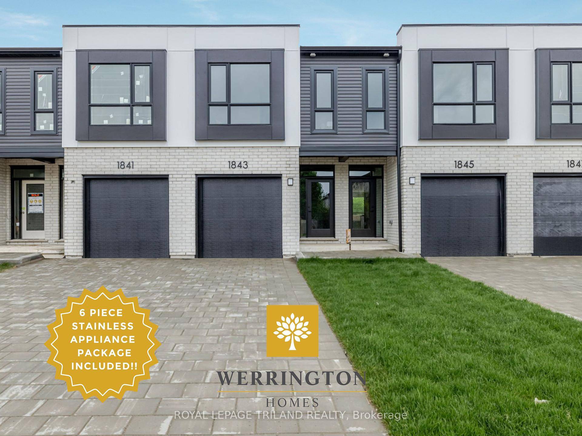 WELCOME TO OUR NEWEST MODEL, THE 2 BEDROOM BLACK CEDAR !