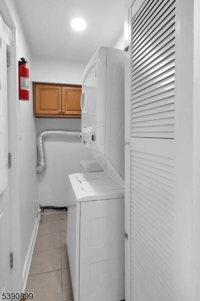 Experience the comfort of this lovely two story condo nestled in a quiet residential neighborhood of Englewood !