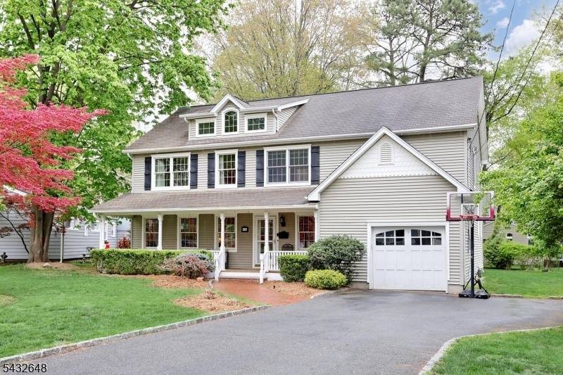 Luxury Rental 4BR, 2. 5 Bath.