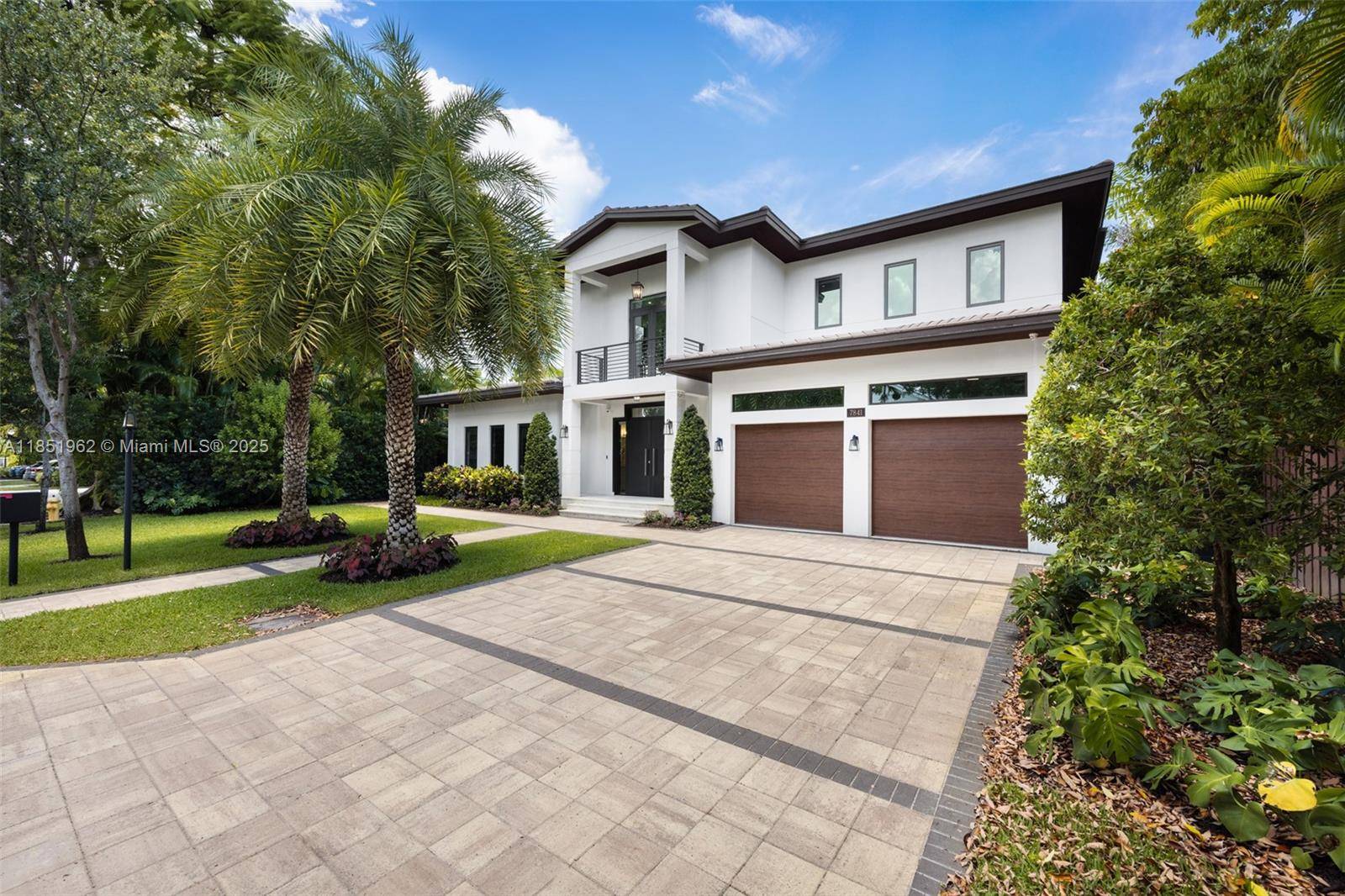 Stunning 6BD 6. 5BA contemporary residence in coveted High Pines, offering over 6, 400 SF of total area.