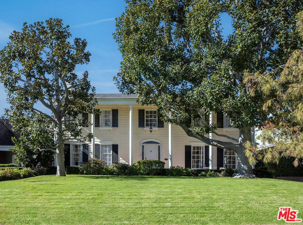 625 N Sierra Dr 5BR Beverly Hills Post Office | B.H.P.O. La